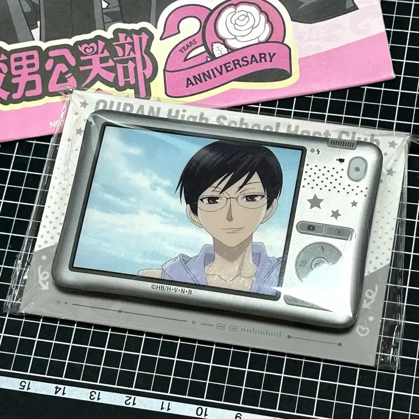 [BUNJANG] Ouran High School Host Club Kyouya 20th Anniversary Limited Edition Photo Card Badge / 오란고교 20주년 팝업 쿄우야 디카 뱃지