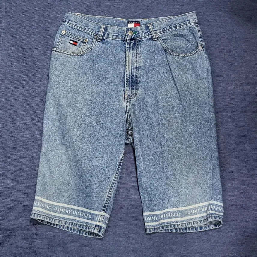 [BUNJANG] Tommy Jeans Denim Shorts (Size 32-34) / 타미 진스 데님 쇼츠(반바지) (32-34)