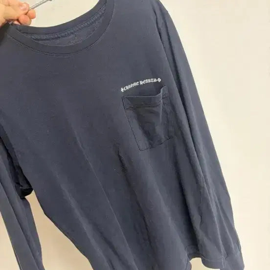 [BUNJANG] Chrome Hearts Long Sleeve Pocket T-Shirt Navy / 크롬하츠 긴팔 티셔츠 네이비 ( 가격 제안 받을게요!