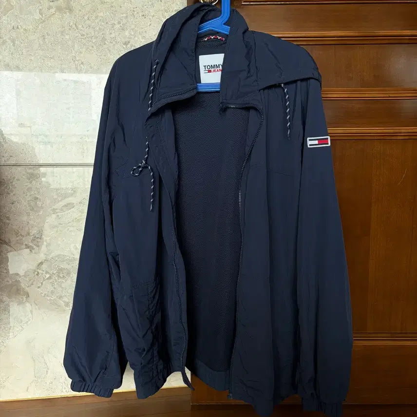 [BUNJANG] Tommy Jeans Navy Windbreaker Jacket / 타미진스 네이비 바람막이 자켓