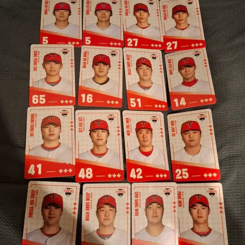 [BUNJANG] KBO Baseball Player Trading Cards Exchange / kbo 팔도 비빔면카드 교환 ( NC LG KIA 한화 있습니다. )
