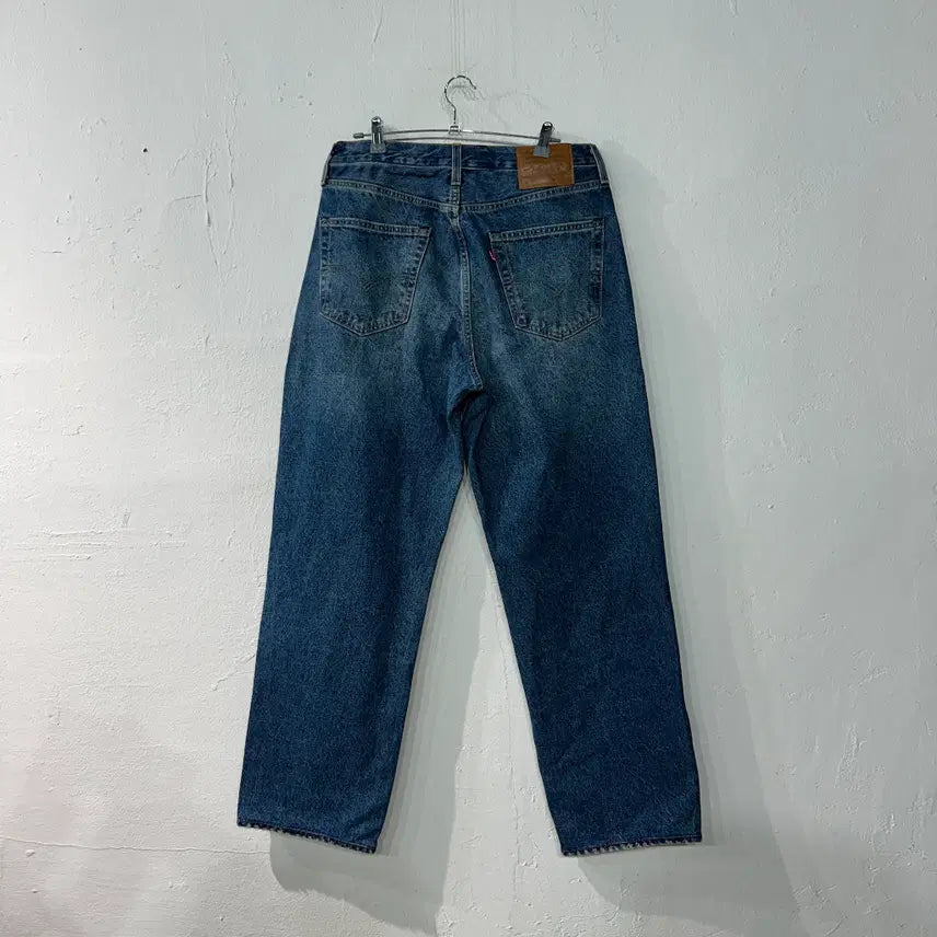 [BUNJANG] Levi's 568 Premium Denim Jeans Size 32 / 리바이스568 프리미엄 데님 청바지 32