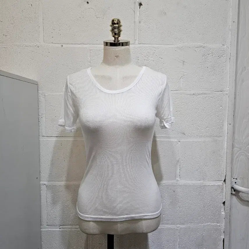 [BUNJANG] White Gauze Cotton Round Short-Sleeve T-Shirt / 얇은재질의 거즈면 라운드 반팔- 화이트