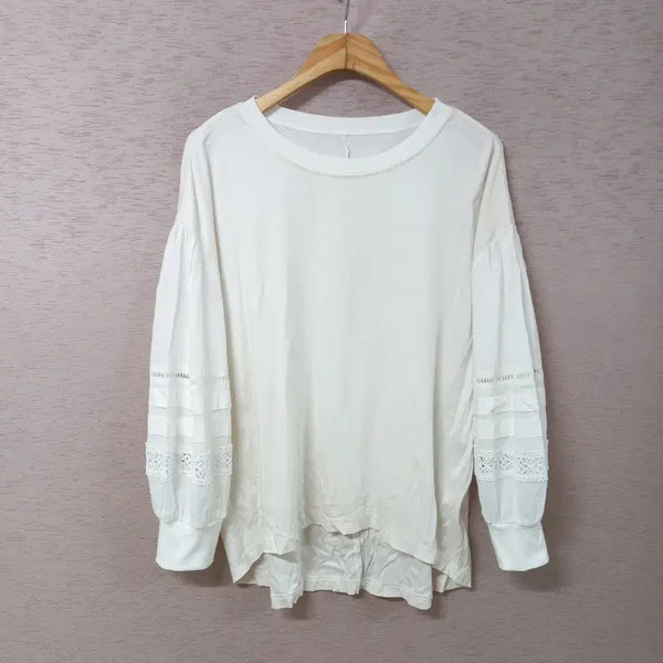 [BUNJANG] SABELLA Lace Trimmed Colorblock T-Shirt Ivory / B7-16/SABELLA 소매레이스배색 아이보리 언블란스 티셔츠 여성