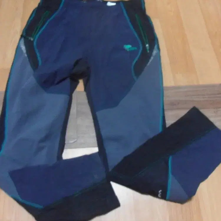 [BUNJANG] Nepa Men's Hiking Pants Skinny Fit / 6천원구제 네파 남성 등산복 바지 스키니 춘하추 구-2