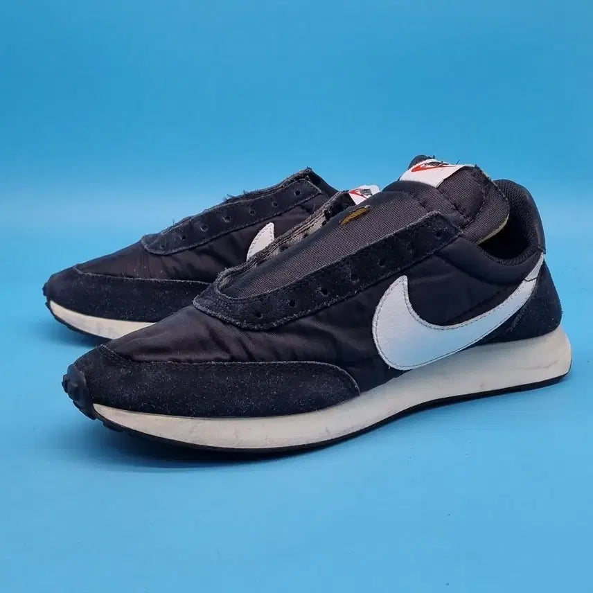 [BUNJANG] Nike Tailwind 79 Sneakers (255mm) / b나이키 테일윈드79  운동화255