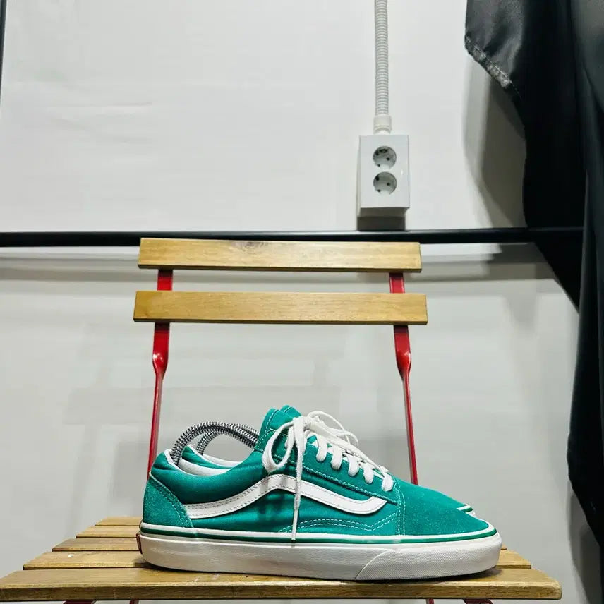 [BUNJANG] Vans Old Skool Suede Sneakers / 260) 반스 스니커즈 남성 남자 신발 올드스쿨 스웨이드