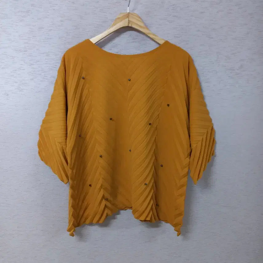 [BUNJANG] Yoicheu Pleated Shirt - Women's / B7-16/YOICHEU 장식 주름셔츠 여성