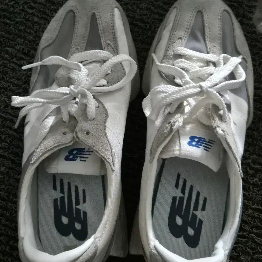 [BUNJANG] New Balance 327 Sneakers Grey White / 뉴발란스 327 그레이 화이트 스니커즈