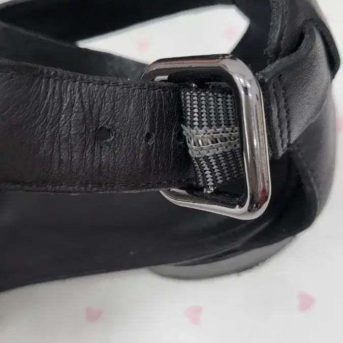 [BUNJANG] Ecco Black Leather Sandals / 에코 블랙 가죽 샌들