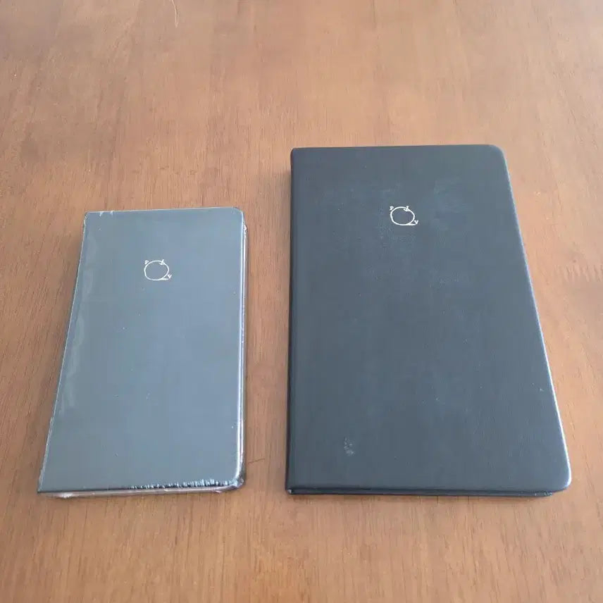 [BUNJANG] Point of View Apple Journal Black Plain Set of 2 / 포인트오브뷰 애플저널 블랙 플레인 2권
