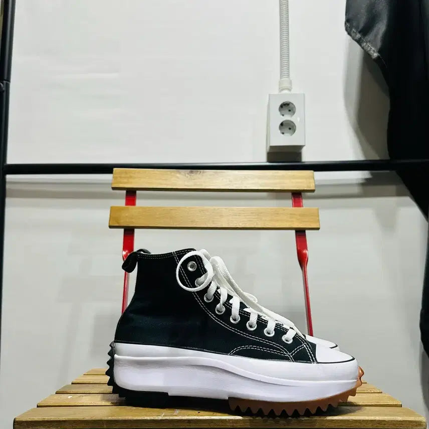 [BUNJANG] Converse Run Star Hike Sneakers (Women's) / 245) 컨버스 스니커즈 여성 여자 신발 런스타 하이크 블랙