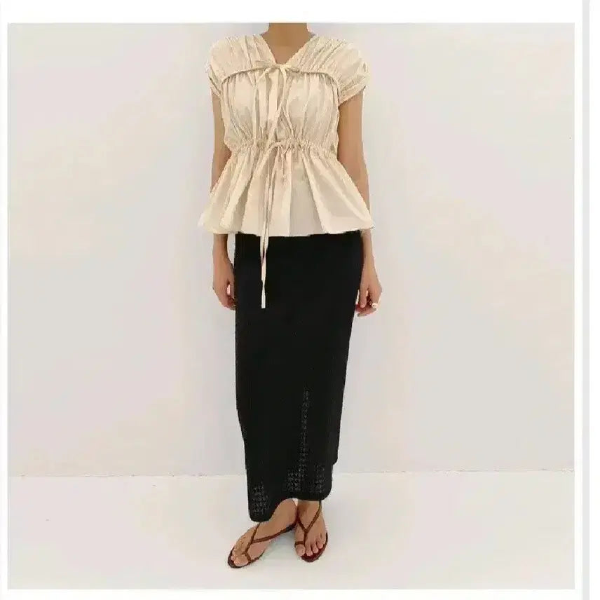 [BUNJANG] 45ga Shirring Blouse - Black / 45번가 셔링 블라우스 - 블랙