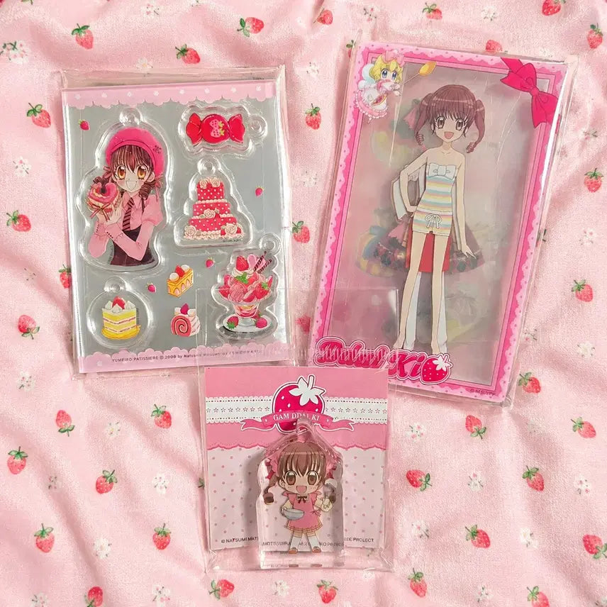 [BUNJANG] Yumeiro Patissiere Strawberry Dress-Up DIY Keyring Bundle Set / [일괄] 꿈빛파티시엘 꿈파 딸기 옷갈아입히기 DIY키링 코롯토