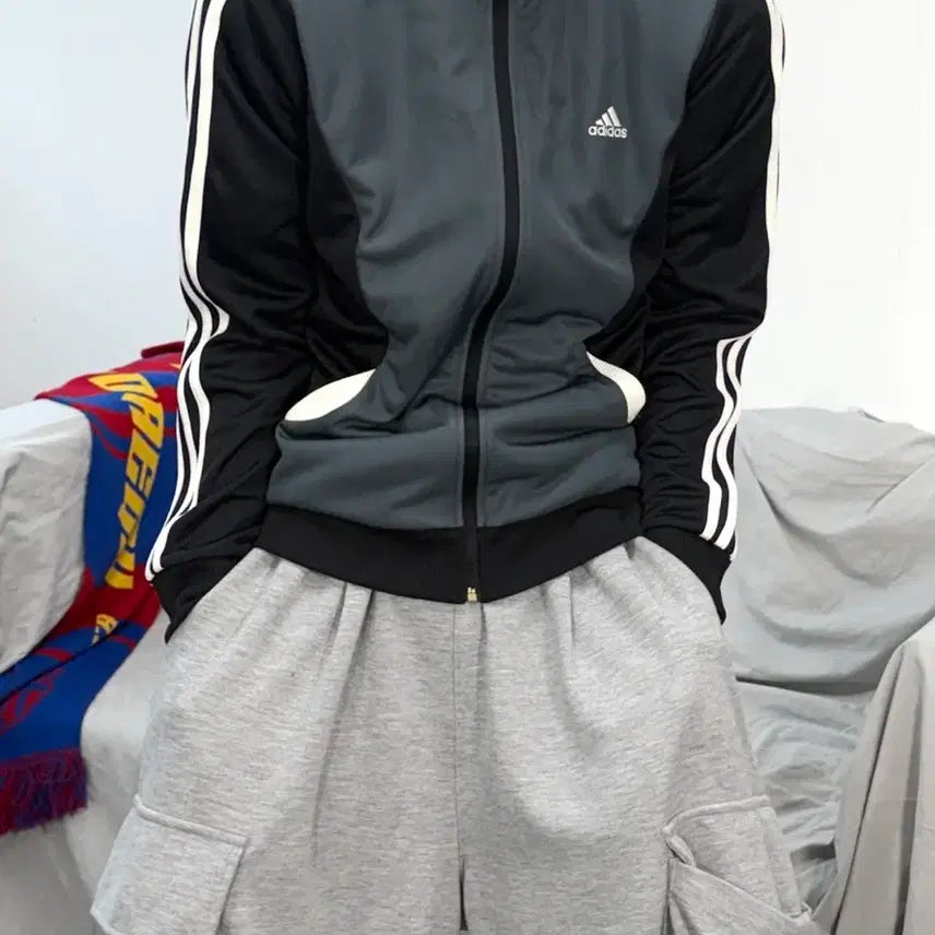 [BUNJANG] Adidas Black-Grey Track Top Jersey M / 아디다스 블랙그레이 트랙탑 져지 M