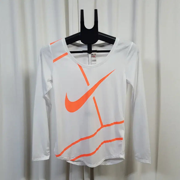 [BUNJANG] Nike Women's Sportswear Long Sleeve Tennis Top - L / 나이키 여성 스포츠 긴팔 티셔츠 코트 프랙티스 테니스 탑 L 오일장