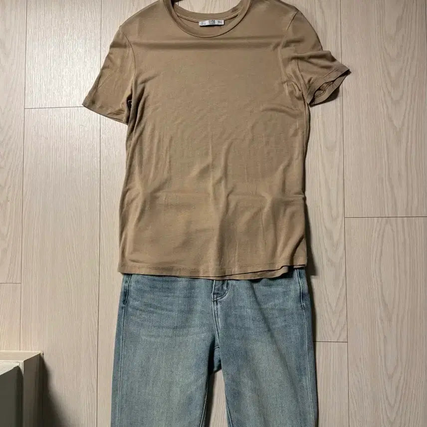 [BUNJANG] Zara Basic T-Shirt Beige / zara 자라 기본티