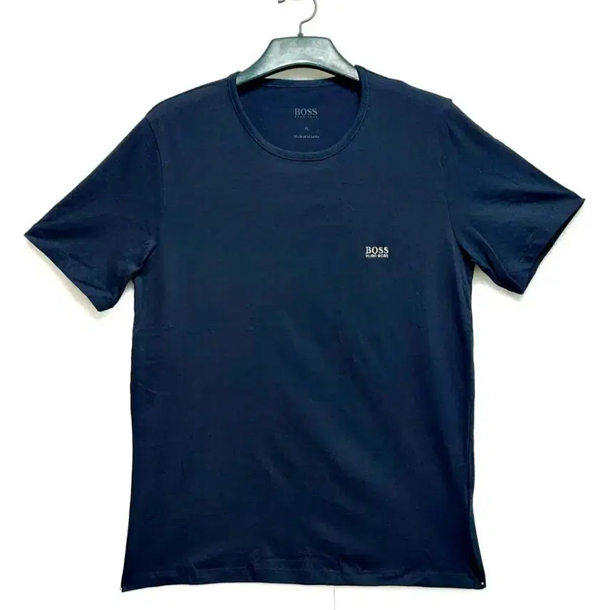 [BUNJANG] Hugo Boss Navy Round Neck T-Shirt XL (100-105) / 새제품/휴고보스 반팔티XL100-105 라운드티