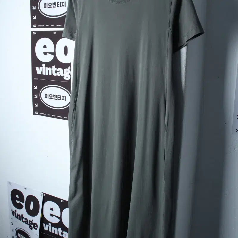 [BUNJANG] Uniqlo U-Line Half-Sleeve Dress / W(M-L) 유니클로 반팔 티셔츠 원피스 드레스 U라인 롱-H35332