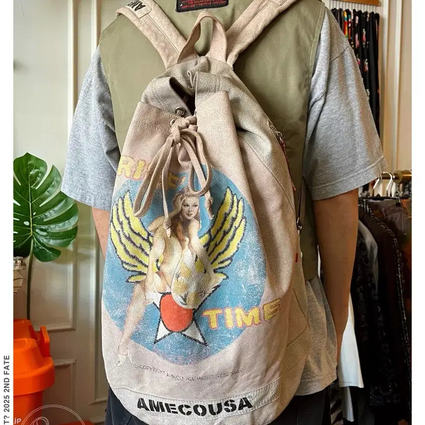 [BUNJANG] 90s AMECO USA Leather Duffel Bag Backpack Pin-up Girl Print / 90s AMECO USA 아메코 빈티지 밀리터리 핀업걸 프린팅 레더 더플백 백팩 가방