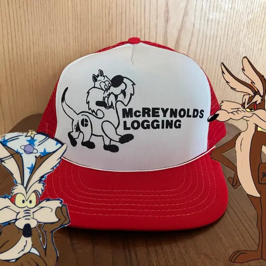 [BUNJANG] Looney Tunes Wile E. Coyote Champion Vintage Trucker Mesh Cap / 루니툰즈 와일 E. 코요테 변형캐릭터 챔피온 빈티지 트러커 메쉬 캡 모자