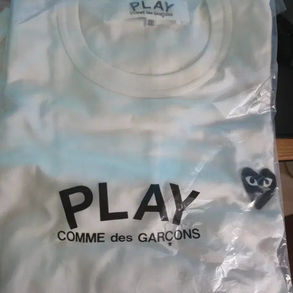 [BUNJANG] Comme des Garçons Play Black Heart T-Shirt White XXL / 꼼데가르송 플레이 반팔티 블랙하트 화이트 XXL