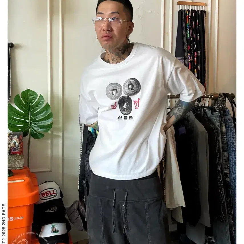 [BUNJANG] Shin Jung-hyeon and the Gong-bi Collection Band 1st Album Printing Vintage T-Shirt / Korean Vintage 신중현과 엽전들 락 밴드 1집 프린팅 빈티지 아카이브 비공식 반팔 티셔츠