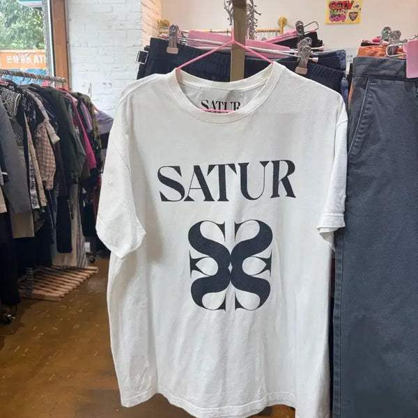 [BUNJANG] Saeter Short-Sleeve T-Shirt White / 세터 반팔티 화이트