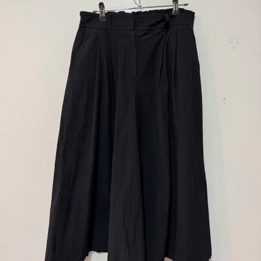 [BUNJANG] JAJU Black Wide Pintuck Culottes Pants L (31-32) / JAJU 블랙 와이드 핀턱 큐롯 팬츠 L 31-32
