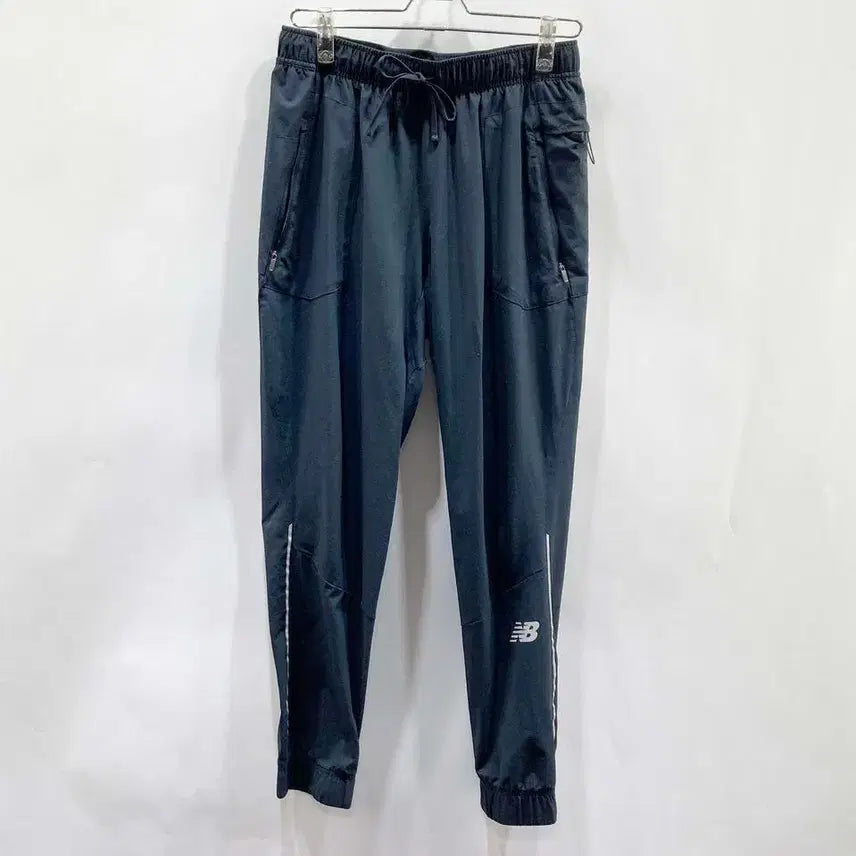 [BUNJANG] New Balance 2022 Men's Banding Pants (Size 32-33) / 뉴발란스 2022 남성밴딩팬츠 32-33 진스센스