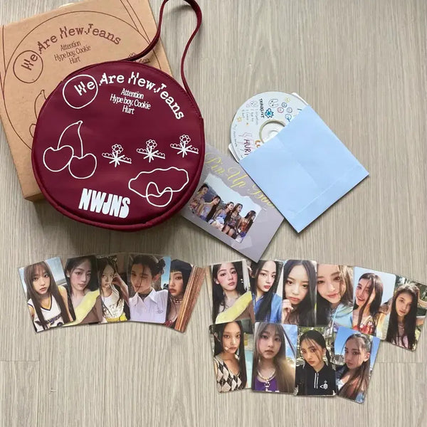 [BUNJANG] NewJeans Burgundy Bag Album Attention Photocard Bundle / 한정판! 뉴진스 가방앨범 버건디 어텐션앨범 | 포카앨범 포토카드 10장 증정