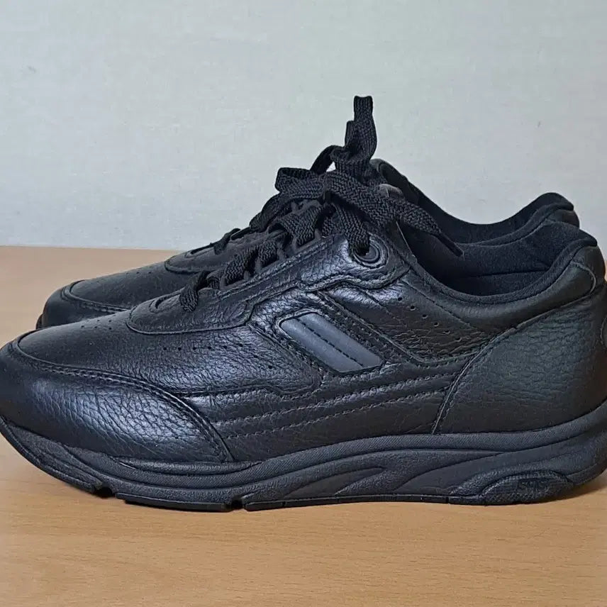 [BUNJANG] SAS Leather Walking Shoes W7 / SAS 가죽 워킹화 W7 240