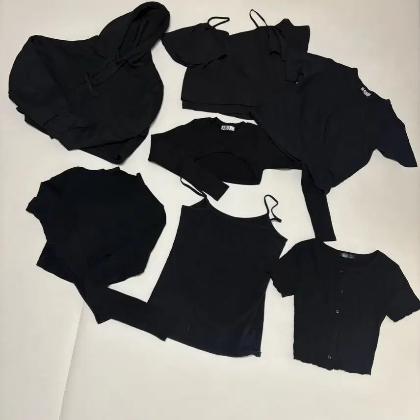 [BUNJANG] Women's Casual Apparel Bundle - Pants, Skirts, Outerwear, Tops / 예쁜옷들 저렴하게 정리합니다!
