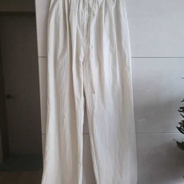 [BUNJANG] FAVORITE Ivory Wide Pants / (새옷)아이보리 탄탄바스락 와이드 팬츠 55~66반