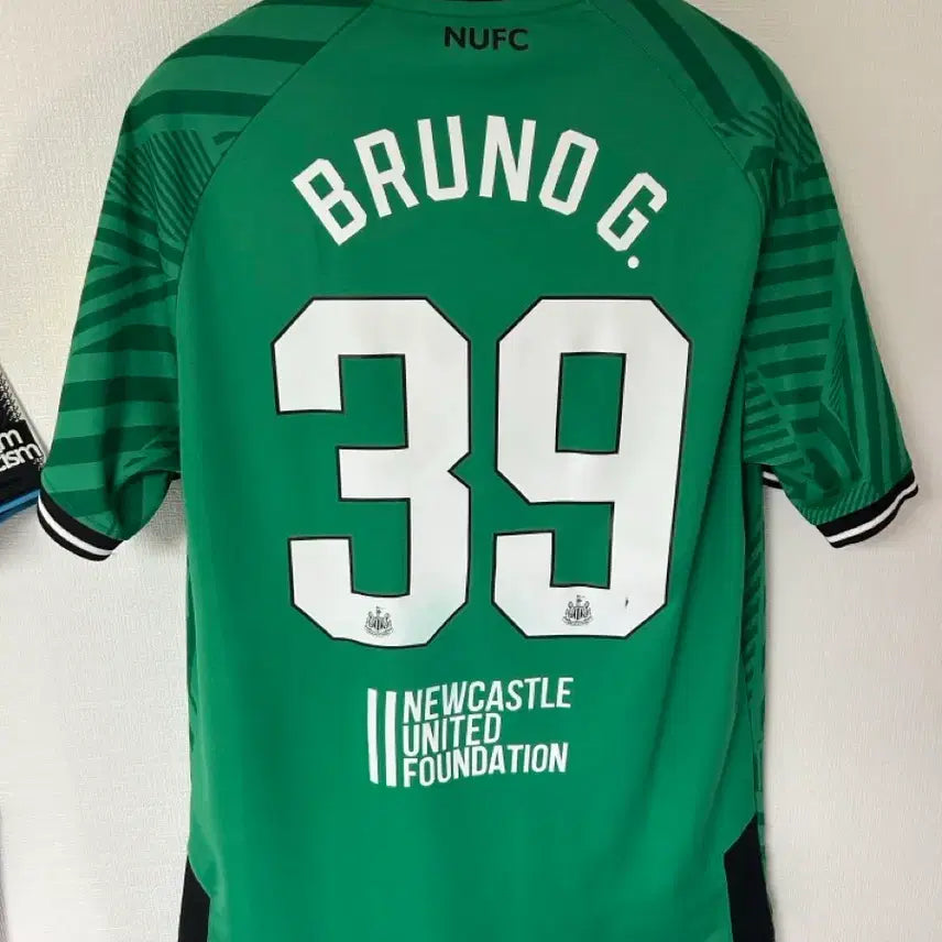 [BUNJANG] Newcastle United 23-24 Champions League Away Jersey (Guimarães #39) / 뉴캐슬 23-24 챔스 버전 어웨이 유니폼(39.기마랑이스)