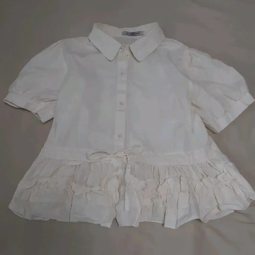 [BUNJANG] Ribbon Lace Ivory Frill Blouse / 리본레이스 아이보리 프릴 블라우스