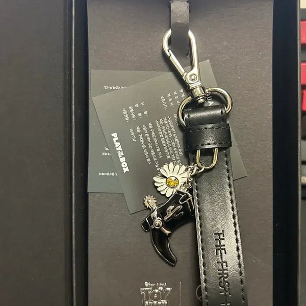 [BUNJANG] Toy Story x PEACEMINUSONE Collaboration Keychain / 토이스토리 피스마이너스원 패션 키링