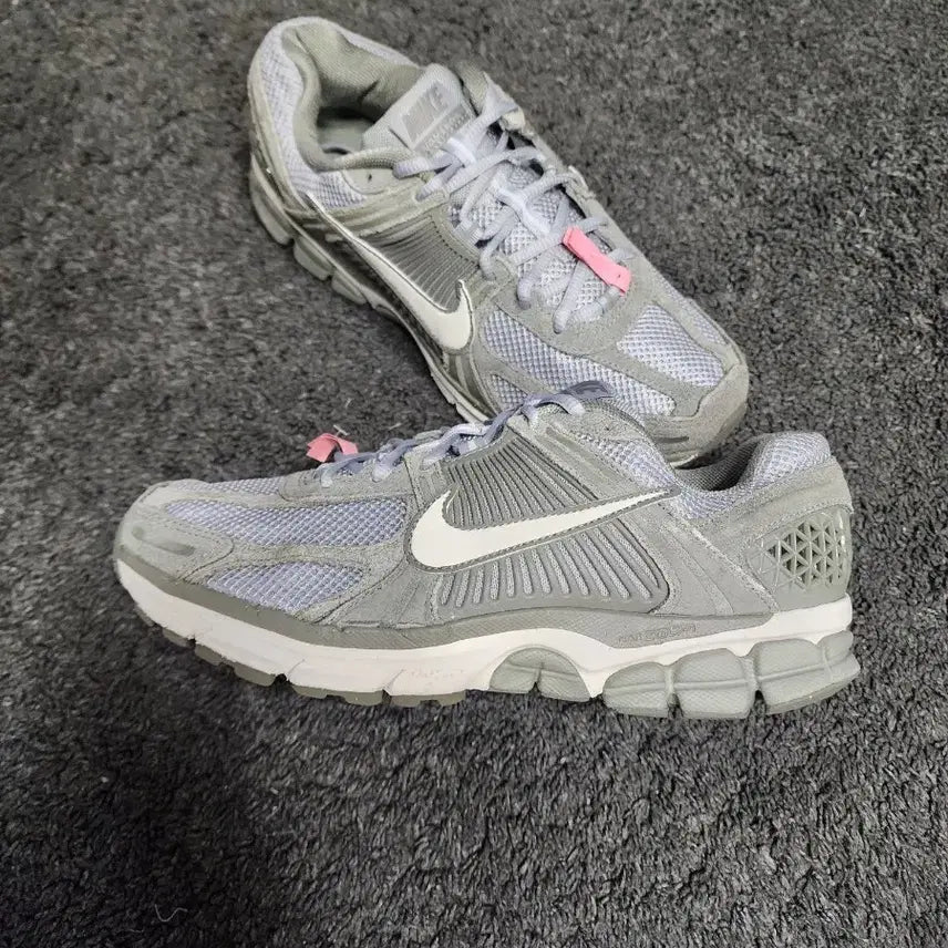 [BUNJANG] Nike Zoom Vomero 5 Dark Stucco Light Smoke Grey Size 275 / 나이키 줌보메로5 다크 스투코 라이트 스모크 그레이275사이즈