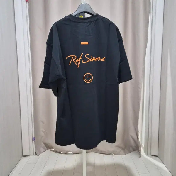 [BUNJANG] Raf Simons Smile Logo Short Sleeve T-Shirt Black / 라프시몬스 스마일 로고 반팔 티셔츠 블랙.정품 새상품