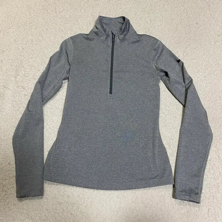 [BUNJANG] Nike Women's Grey Half-Zip Long Sleeve T-Shirt M / 나이키 여성 그레이 반집업 긴팔티 m 85