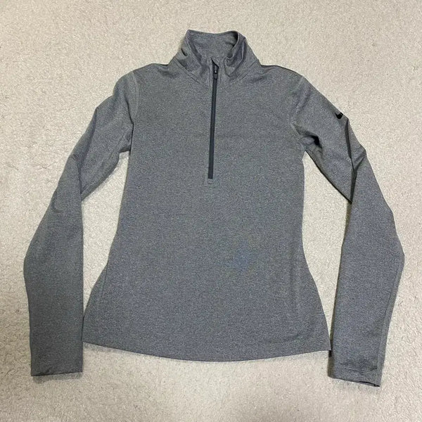 [BUNJANG] Nike Women's Grey Half-Zip Long Sleeve T-Shirt M / 나이키 여성 그레이 반집업 긴팔티 m 85