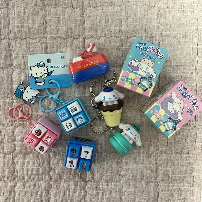 [BUNJANG] Sanrio Kitty, Cinnamoroll, Zootopia Keycaps & Clickers Bundle / [새상품] 산리오 키티 키캡, 키티 클리커, 시나모롤 딸깍 키링, 주토피아 키캡