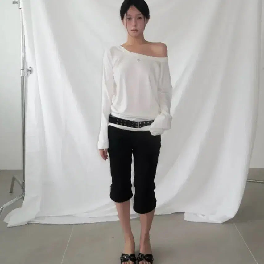 [BUNJANG] Arb Seam Detail Capri Pants / Arb Seam Detail Capri Pants