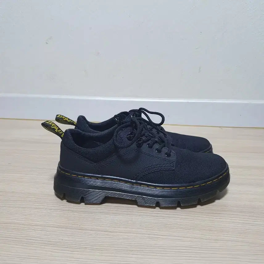 [BUNJANG] Dr. Martens Leadr Extra Tough Black Boots (260mm) / 닥터마틴 리더 엑스트라 터프 블랙 260