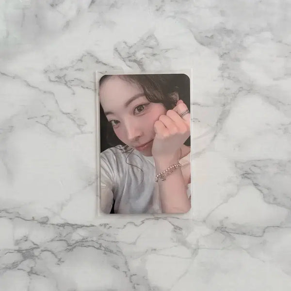 [BUNJANG] TWICE This Is For Popup Exclusive Photocard (Dahyun) / 트와이스 THIS IS FOR 팝업 4만원 구매 특전 (다현)