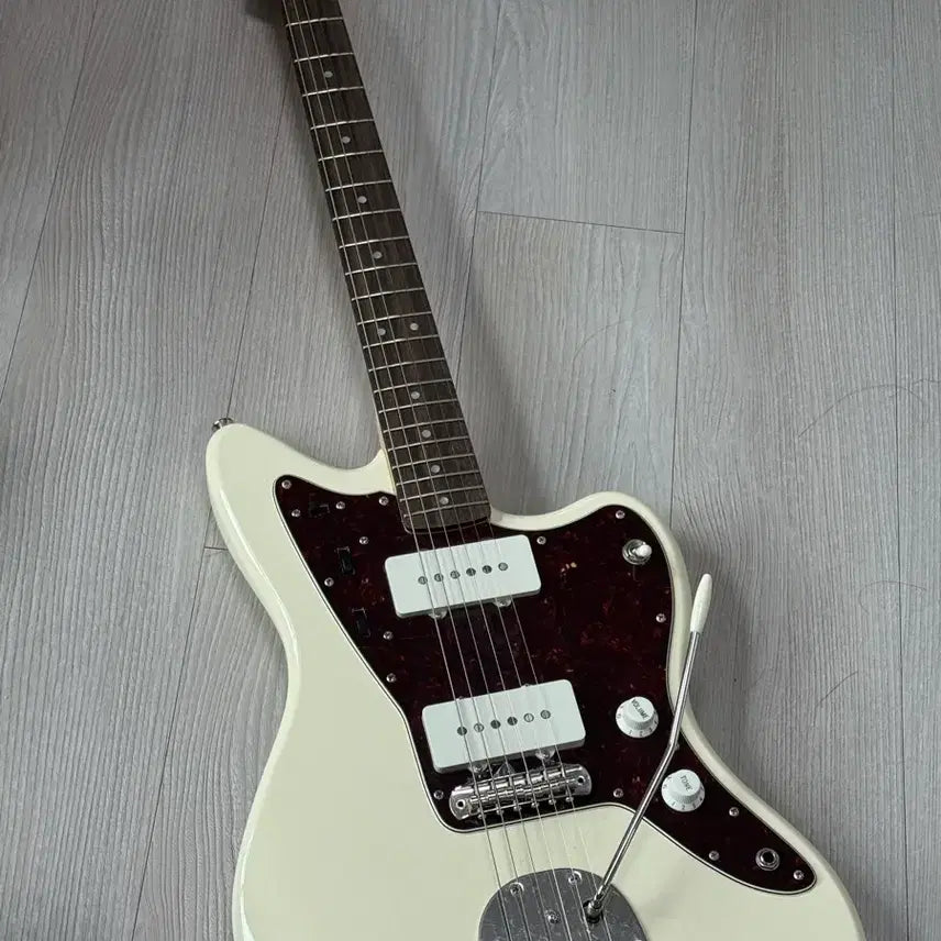 [BUNJANG] Squier Jazzmaster Guitar / 판완)스콰이어 재즈마스터 판매합니다