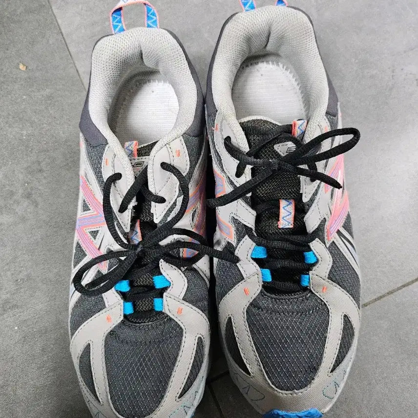 [BUNJANG] New Balance Sneakers Grey Pink Blue Size 280 / 뉴발란스 운동화 회색 핑크 블루 280