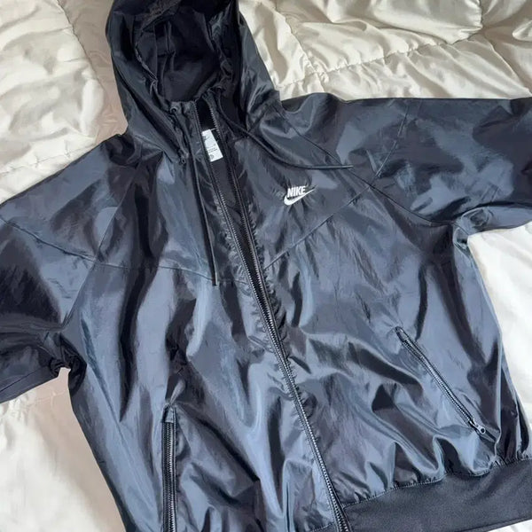 [BUNJANG] Nike Windrunner Hooded Jacket / 나이키 윈드러너 바람막이