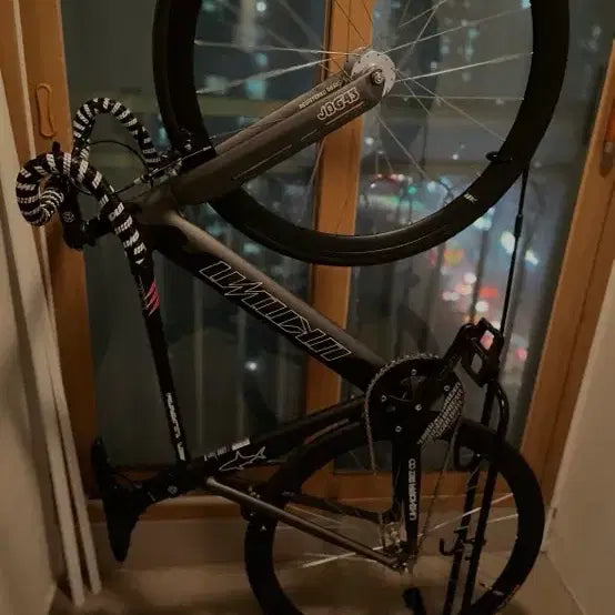 [BUNJANG] Unknown Singularity 2 Shark Black & Gray Size M Bicycle / 언노운 싱귤2 샤크 블랙&그레이 m사이즈 픽시