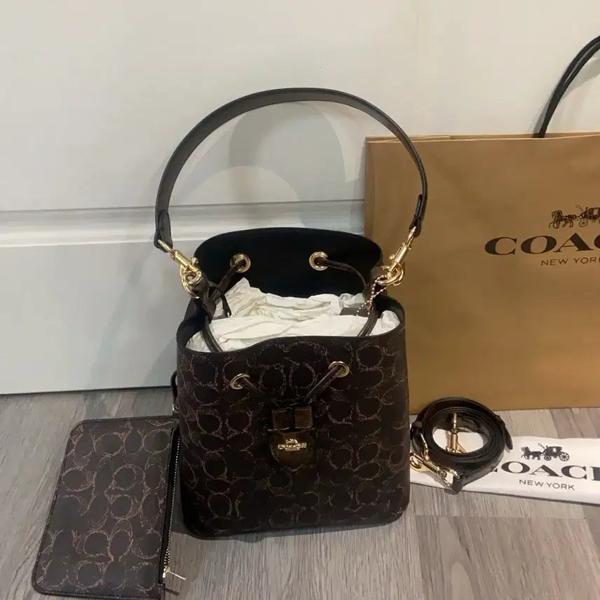 [BUNJANG] Coach Shoulder Bag / 코치 숄더백